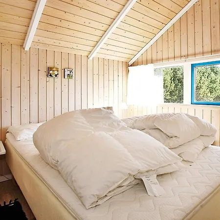 4 Star In Snedsted Feriehus