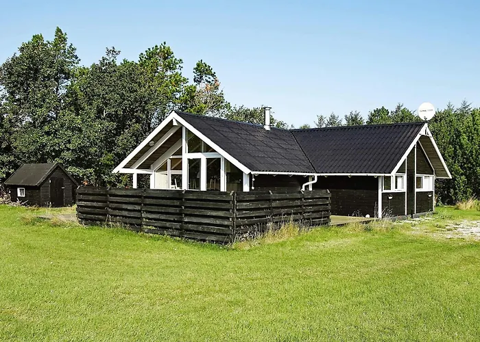 Cozy Retreat With - By Traum *
