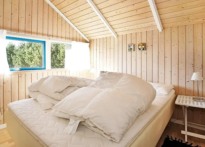 Cozy Retreat With - By Traum